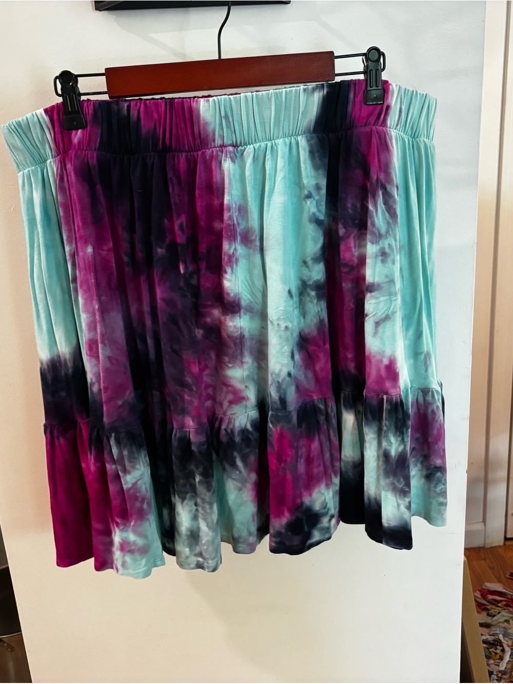 torrid Tie-Dye Circle Skater Skirt in Teal, Magenta & Black